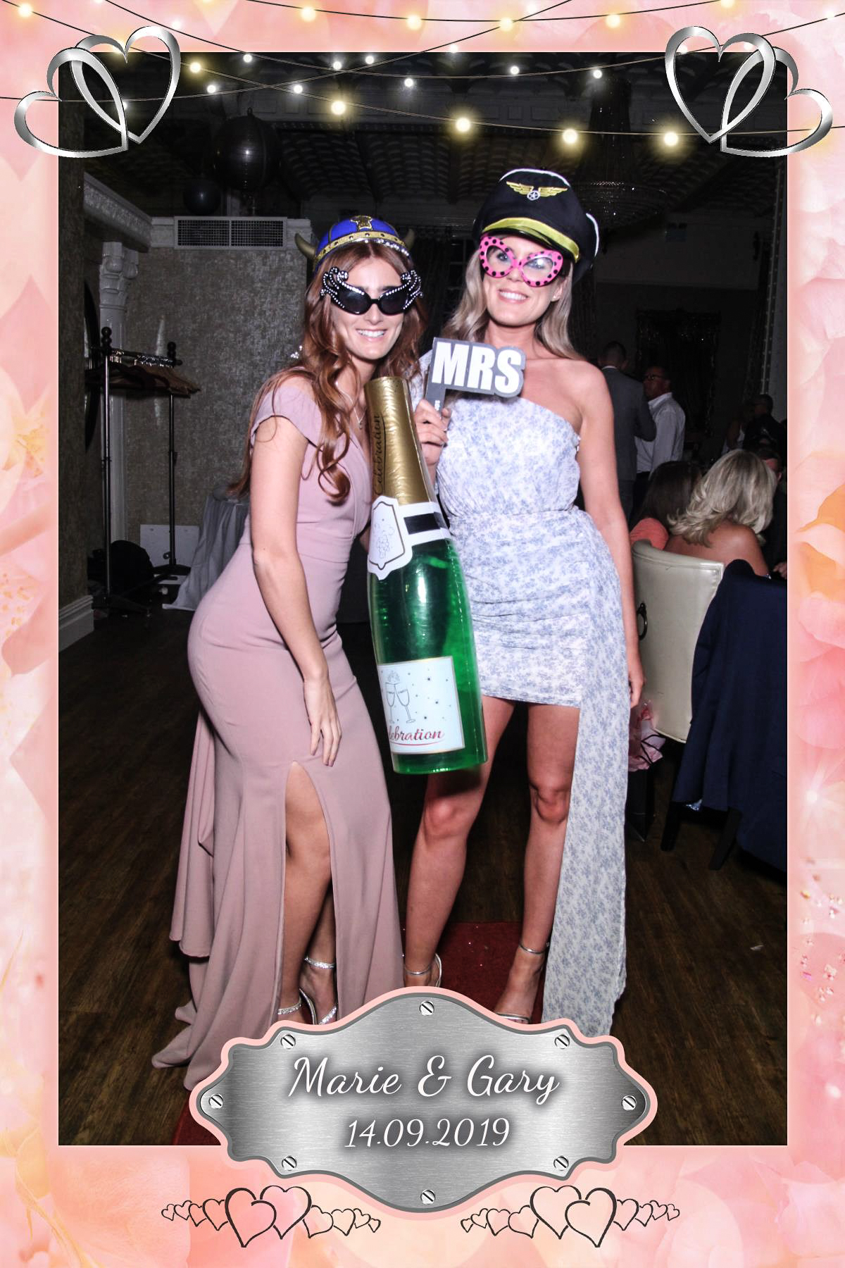 Marie & Gary’s wedding | View more photos from the event at gallery.liverpoolselfiemirror.co.uk/u/LiverpoolSelfieMirror/Marie-Gary’s-wedding